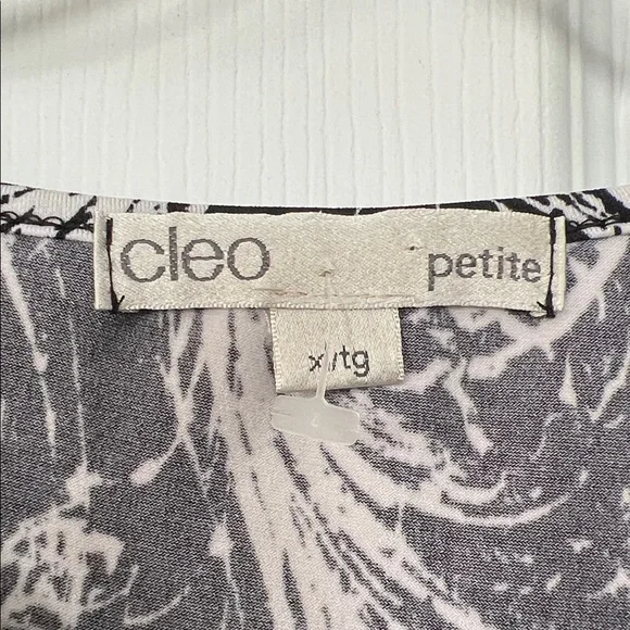 Cleo Black and White Swirl Blouse - Picture 2 of 4